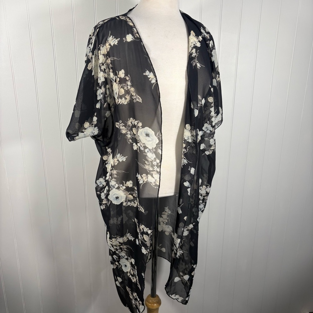 Revamped‎ Sheer Floral Kimono Black Lightweight Duster Cardigan Small Resortwear